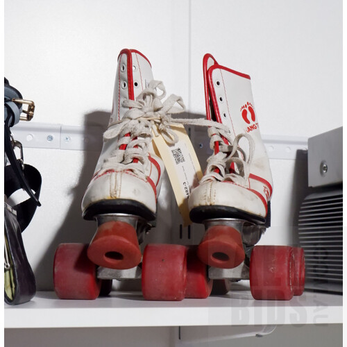 Retro Hang Ten Roller Skates