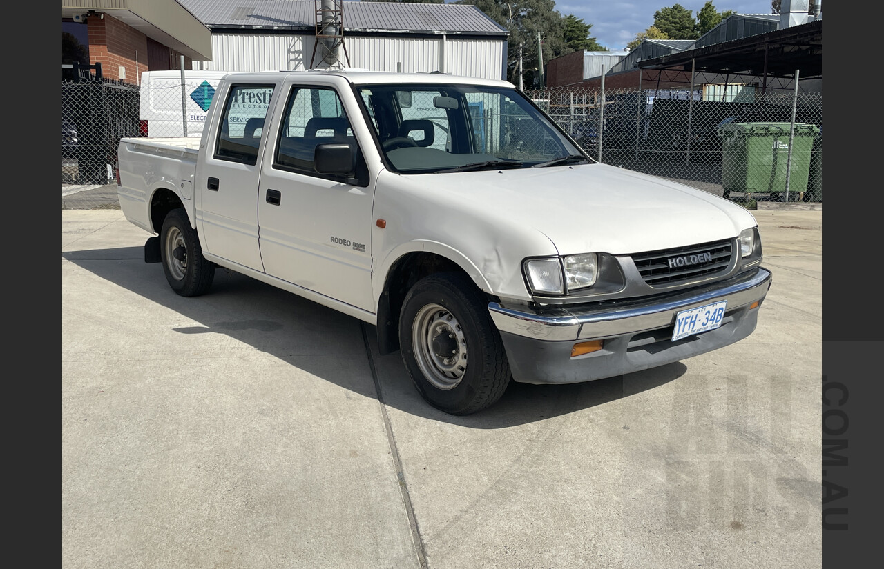 1/1997 Holden Rodeo LT TFG1 Crew Cab P/up White 2.6L