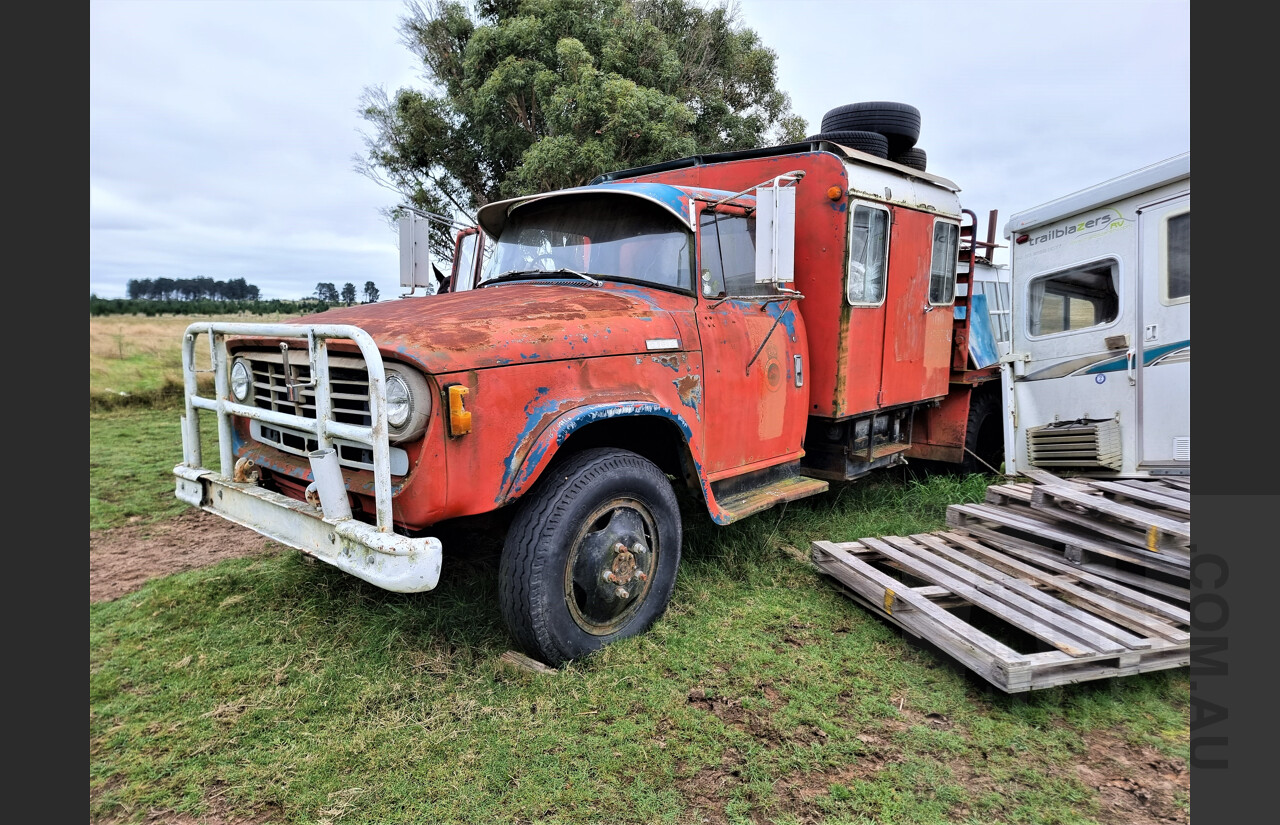 11/1976 International D1610 Ex-Rydal Bush Fire Brigade 2d Fire Truck Red