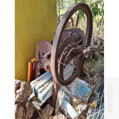 Vintage Bentall's Patent Chaff Cutter Model 913