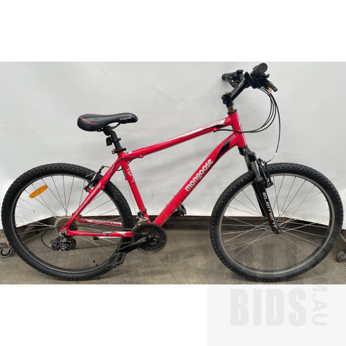 Mongoose Montana 21 Speed Mountain Bike