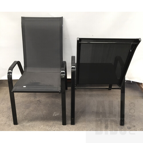 Black Metal Outside Table and 6 Chairs