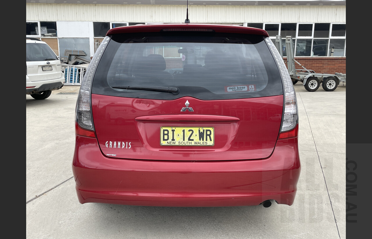 9/2007 Mitsubishi Grandis LS BA MY07 4d Wagon Red 2.4L