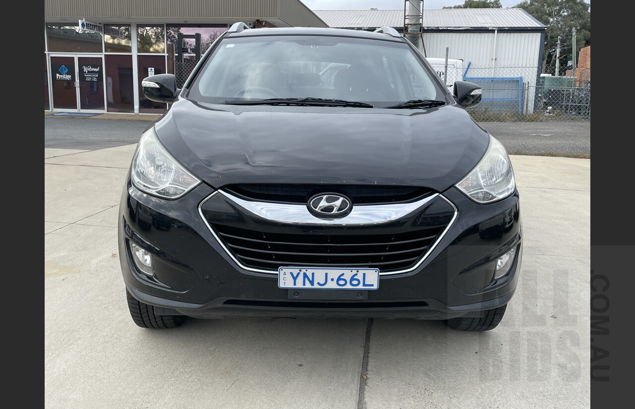 12/2012 Hyundai Ix35 Elite (awd) LM MY13 4d Wagon Black 2.4L