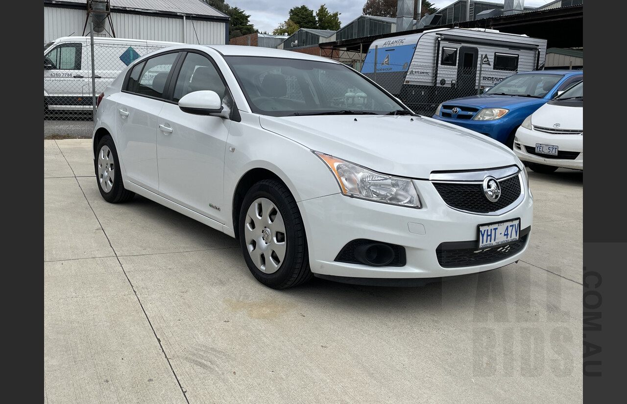 12/2011 Holden Cruze CD JH MY12 5d Hatchback White 1.4L