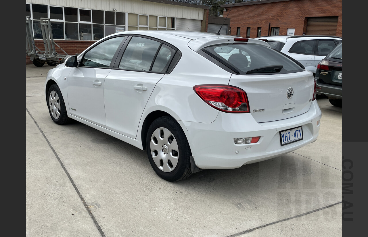 12/2011 Holden Cruze CD JH MY12 5d Hatchback White 1.4L