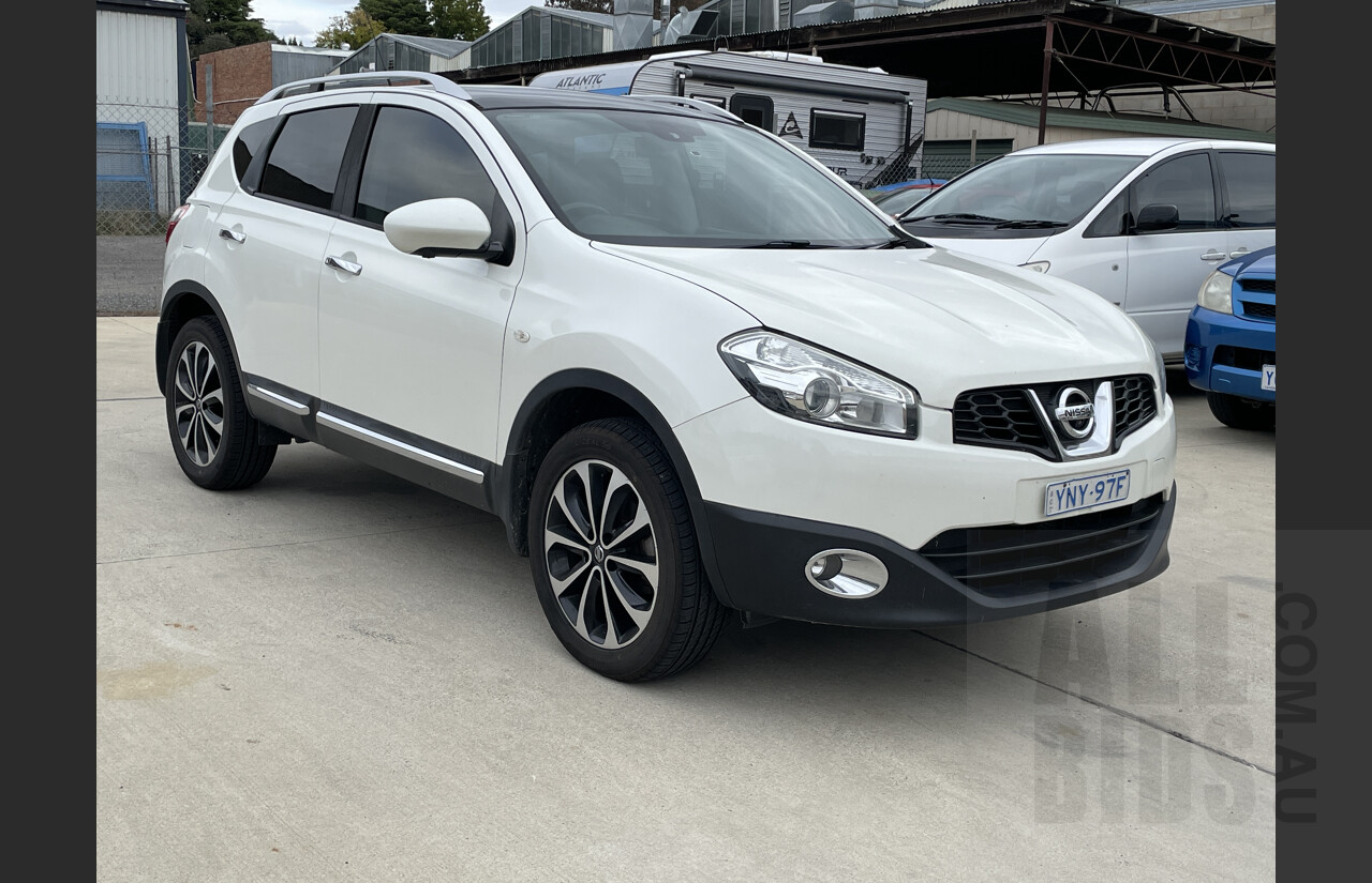 5/2014 Nissan Dualis Ti-L (4x2) J10 MY13 4d Wagon White 2.0L