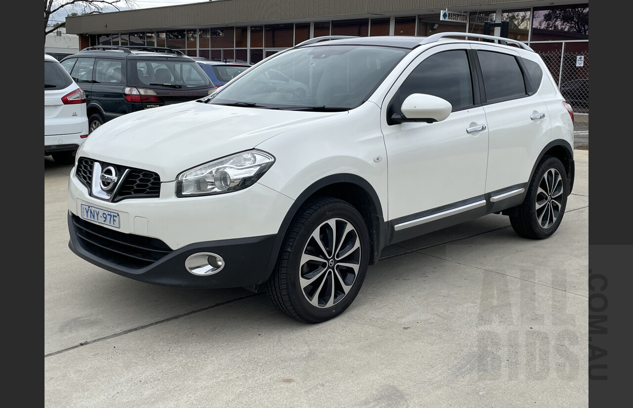 5/2014 Nissan Dualis Ti-L (4x2) J10 MY13 4d Wagon White 2.0L