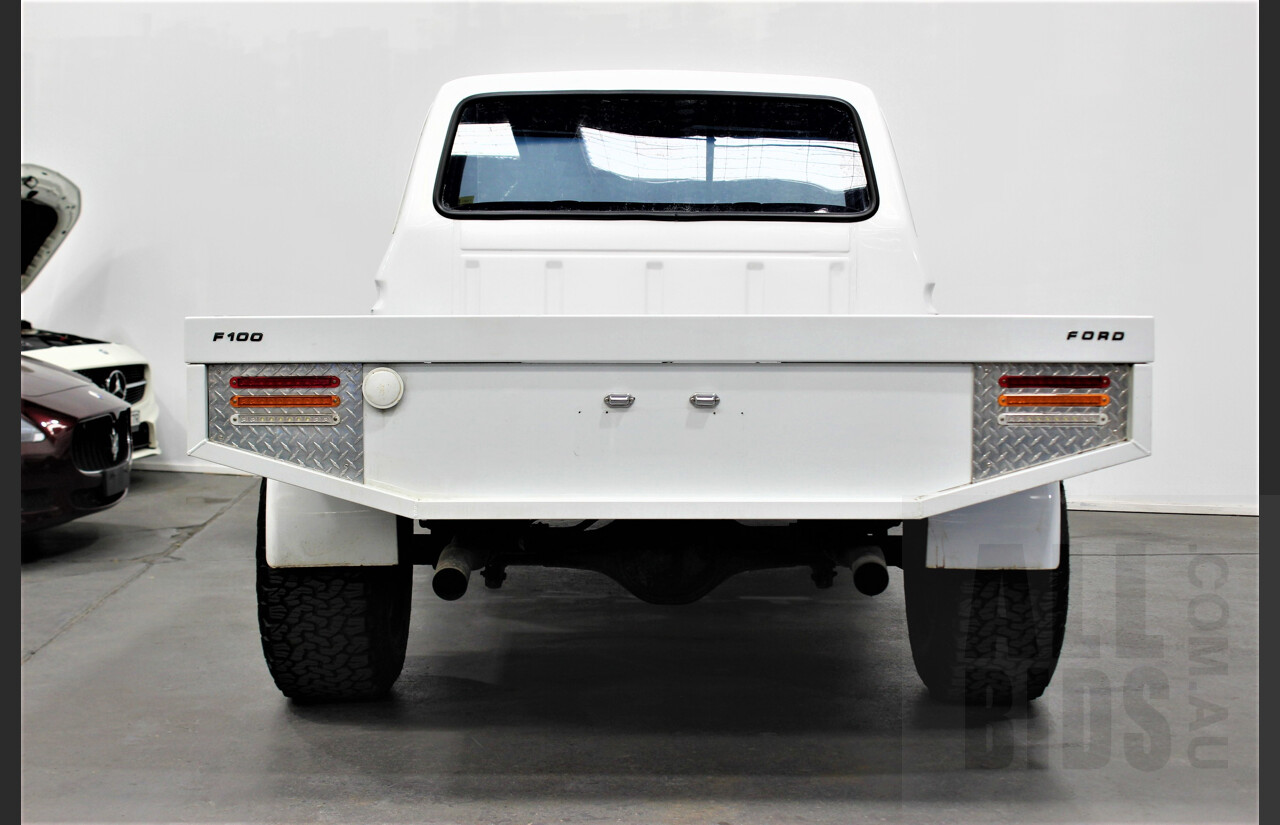 1/1978 Ford F100 Custom Tray-Back Utility White 5.0L 302 V8