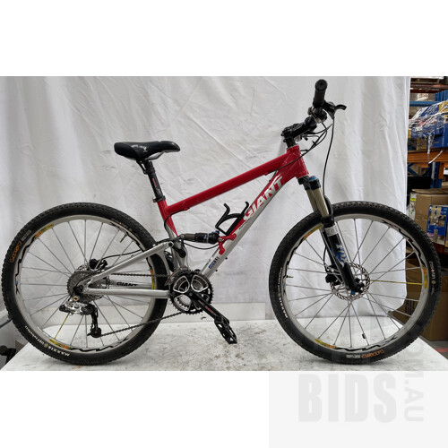 Giant Anthen 18 Speed Mountain Bike