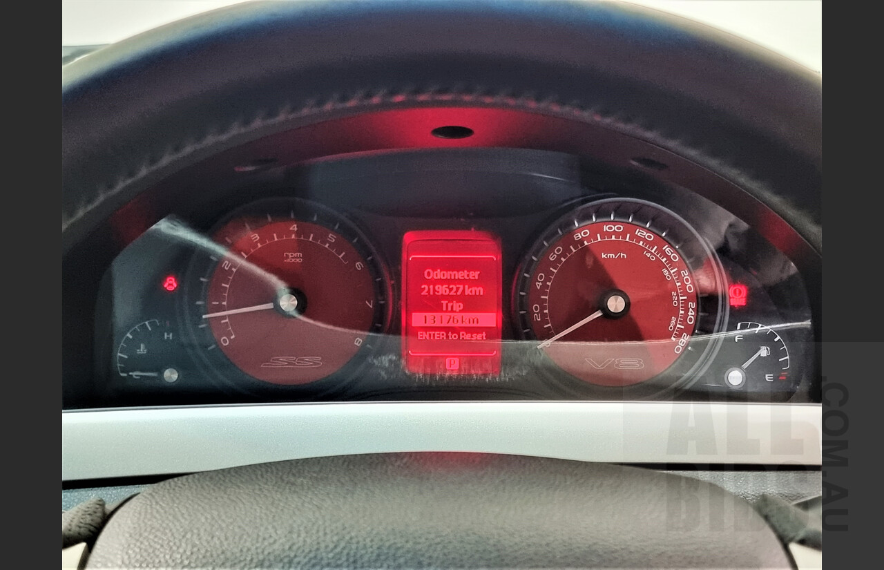 9/2008 Holden Commodore SS-V VE MY09 4d Sportwagon Silver 6.0L V8