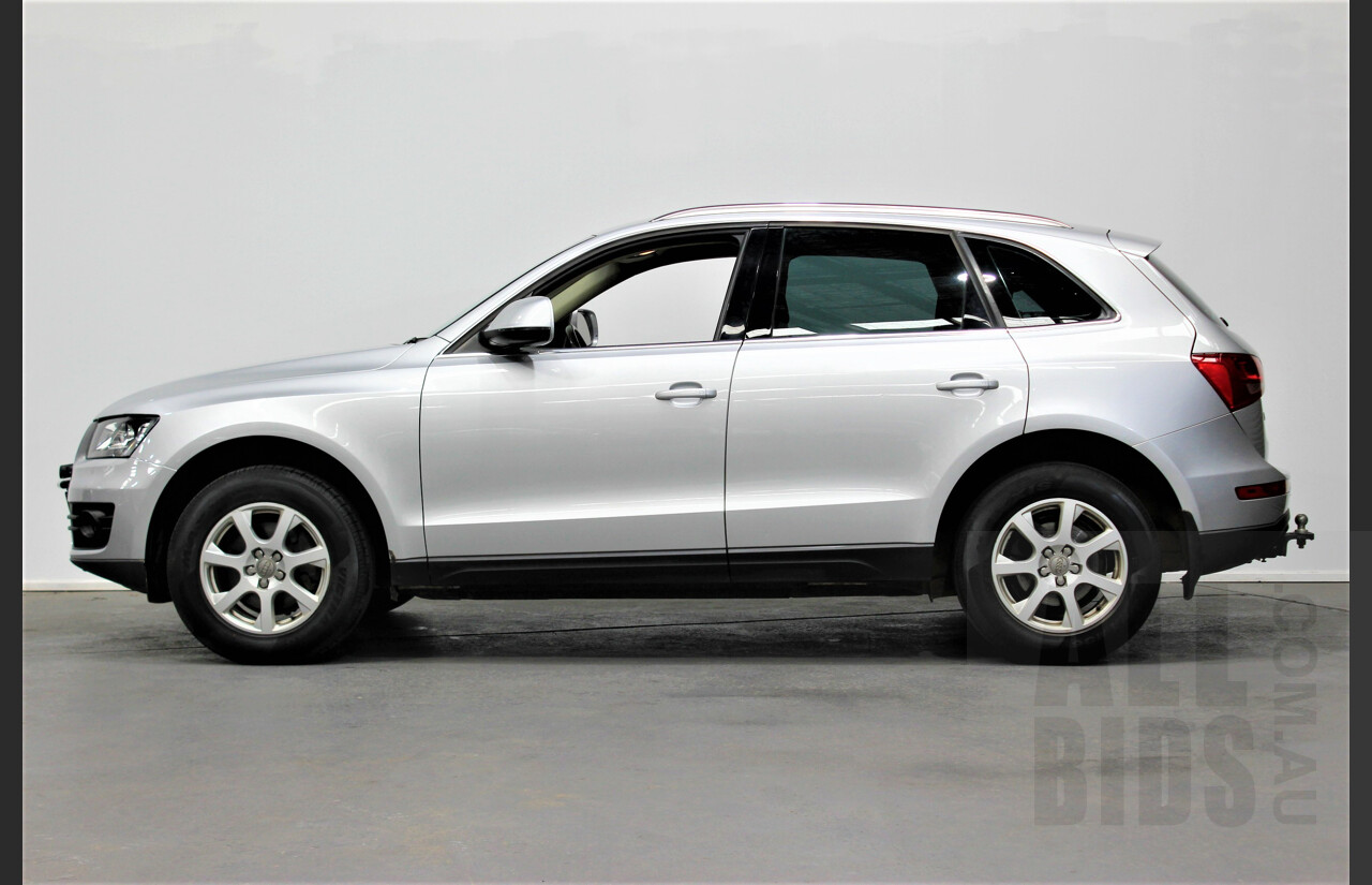 5/2010 Audi Q5 2.0 TDI Quattro 8R MY10 4d Wagon Silver 2.0L Turbo Diesel