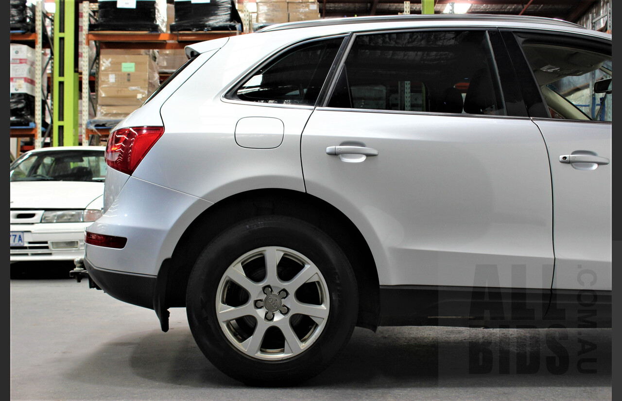5/2010 Audi Q5 2.0 TDI Quattro 8R MY10 4d Wagon Silver 2.0L Turbo Diesel
