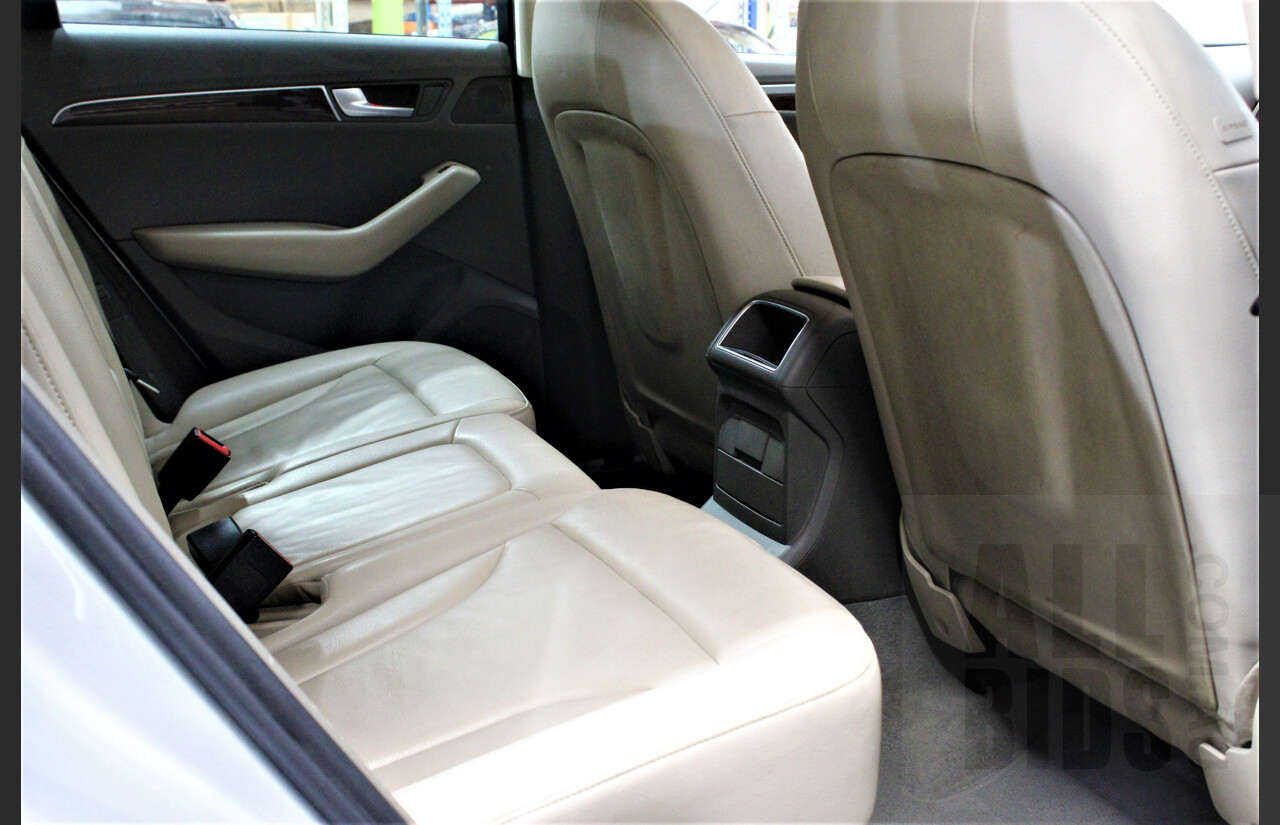 5/2010 Audi Q5 2.0 TDI Quattro 8R MY10 4d Wagon Silver 2.0L Turbo Diesel