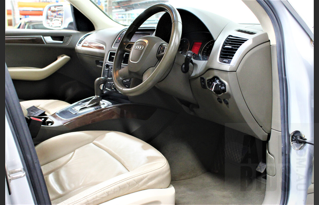 5/2010 Audi Q5 2.0 TDI Quattro 8R MY10 4d Wagon Silver 2.0L Turbo Diesel