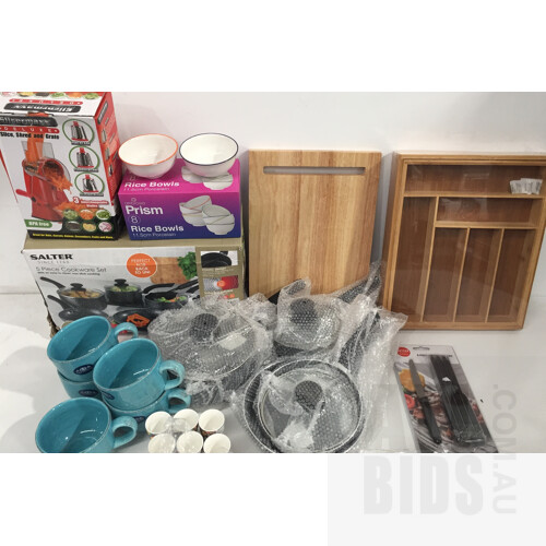 Assorted Kitchenware & Tableware, Brands Including: Maxwell & Williams, Casa Domani, and Salter. Total ORP Over $280.
