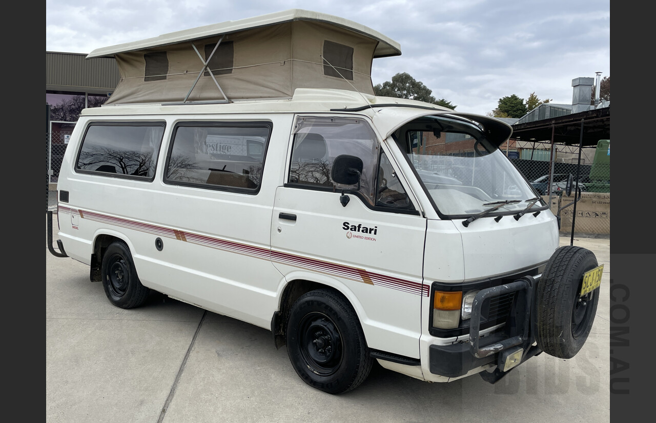 6/1989 Toyota Hiace LH61RV Safari Limited Edition Camper Van White 2.4L