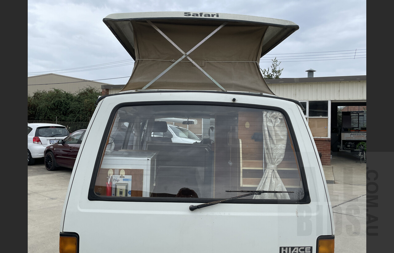 6/1989 Toyota Hiace LH61RV Safari Limited Edition Camper Van White 2.4L