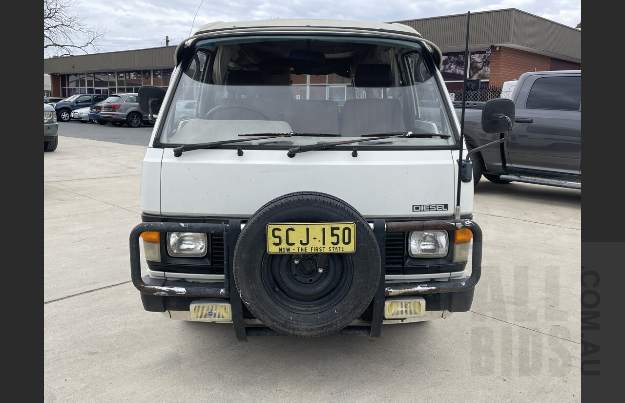 6/1989 Toyota Hiace LH61RV Safari Limited Edition Camper Van White 2.4L