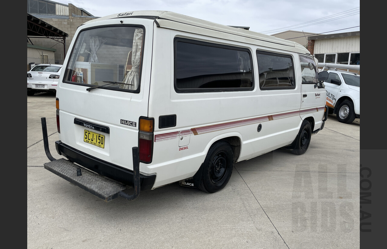 6/1989 Toyota Hiace LH61RV Safari Limited Edition Camper Van White 2.4L