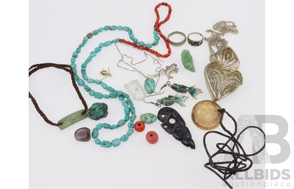 Collection of Jewellery Curios Including Silver Purse Pendant & Enamel Articulated Fish Earrings