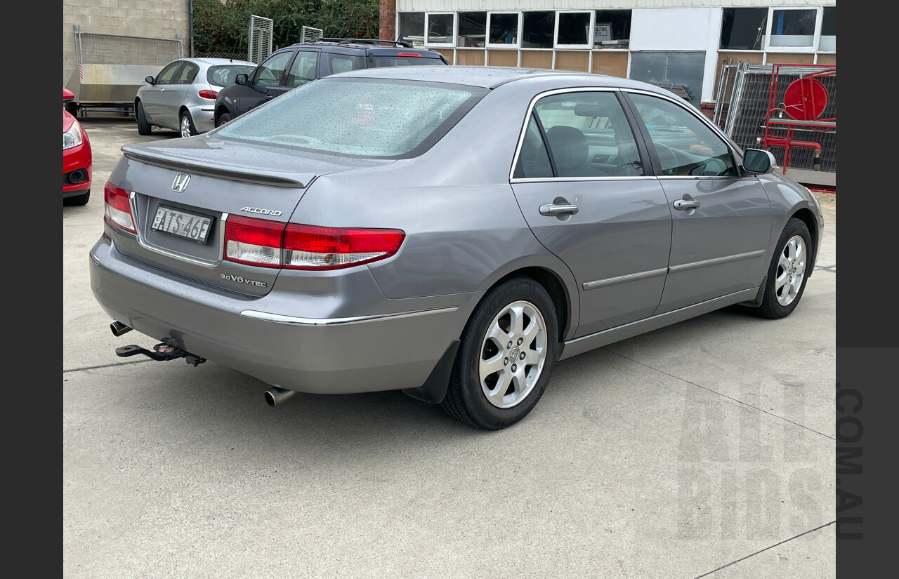 6/2005 Honda Accord V6 Luxury 40 4d Sedan Silver 3.0L