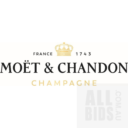 L60 - Moet & Chandon Luxury Champagne Hamper, RRP $500