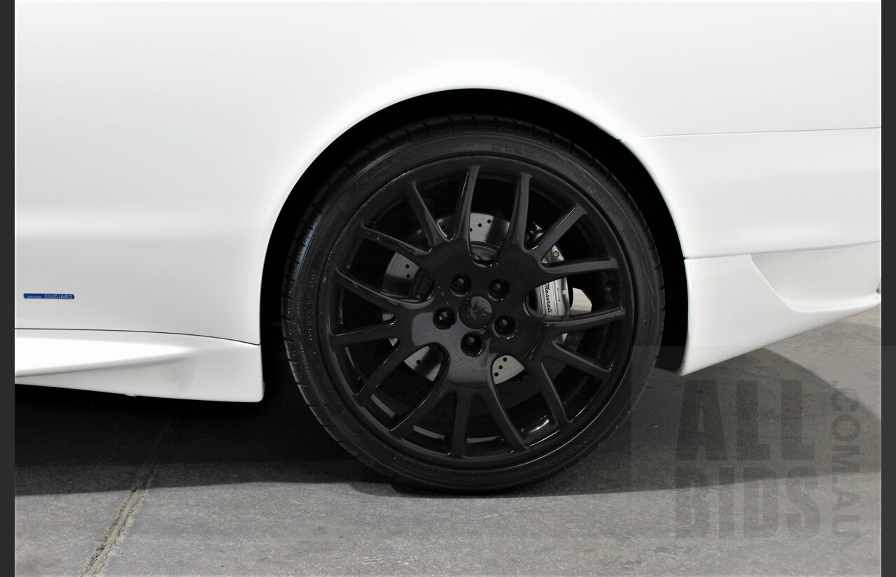 2/2005 Maserati Gransport Cambiocorsa 2d Coupe White 4.2L V8 - F1 Gearbox