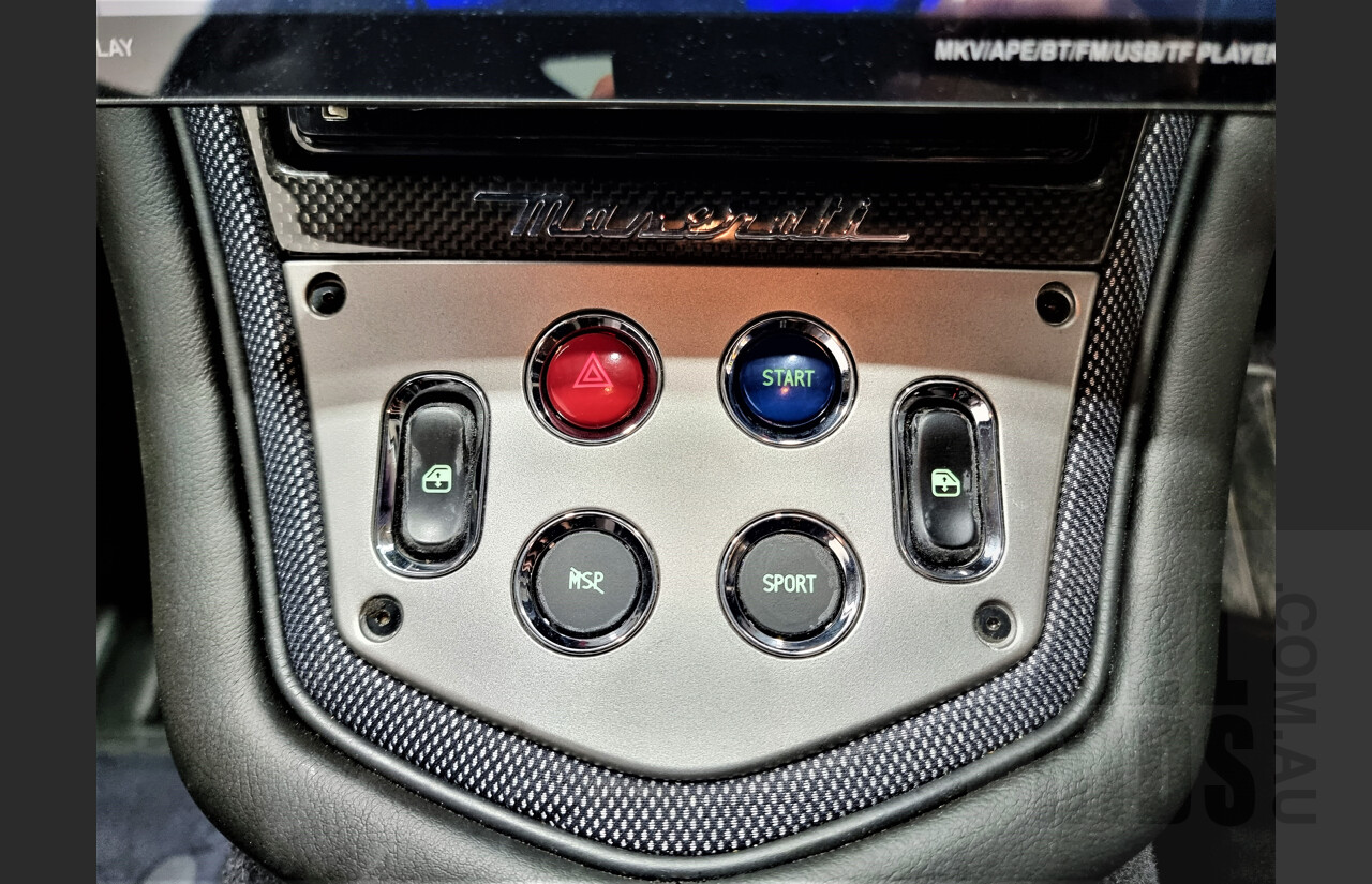 2/2005 Maserati Gransport Cambiocorsa 2d Coupe White 4.2L V8 - F1 Gearbox