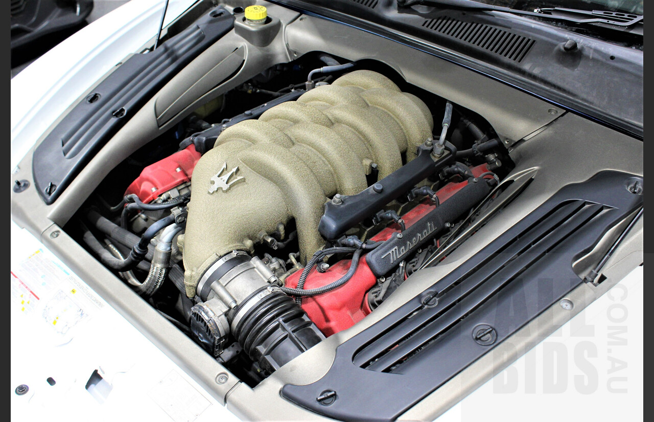 2/2005 Maserati Gransport Cambiocorsa 2d Coupe White 4.2L V8 - F1 Gearbox