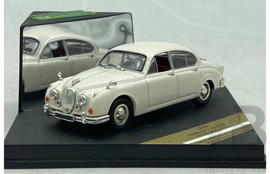 Vitesse 1962 Daimler V8 Saloon  - 1/43 Scale