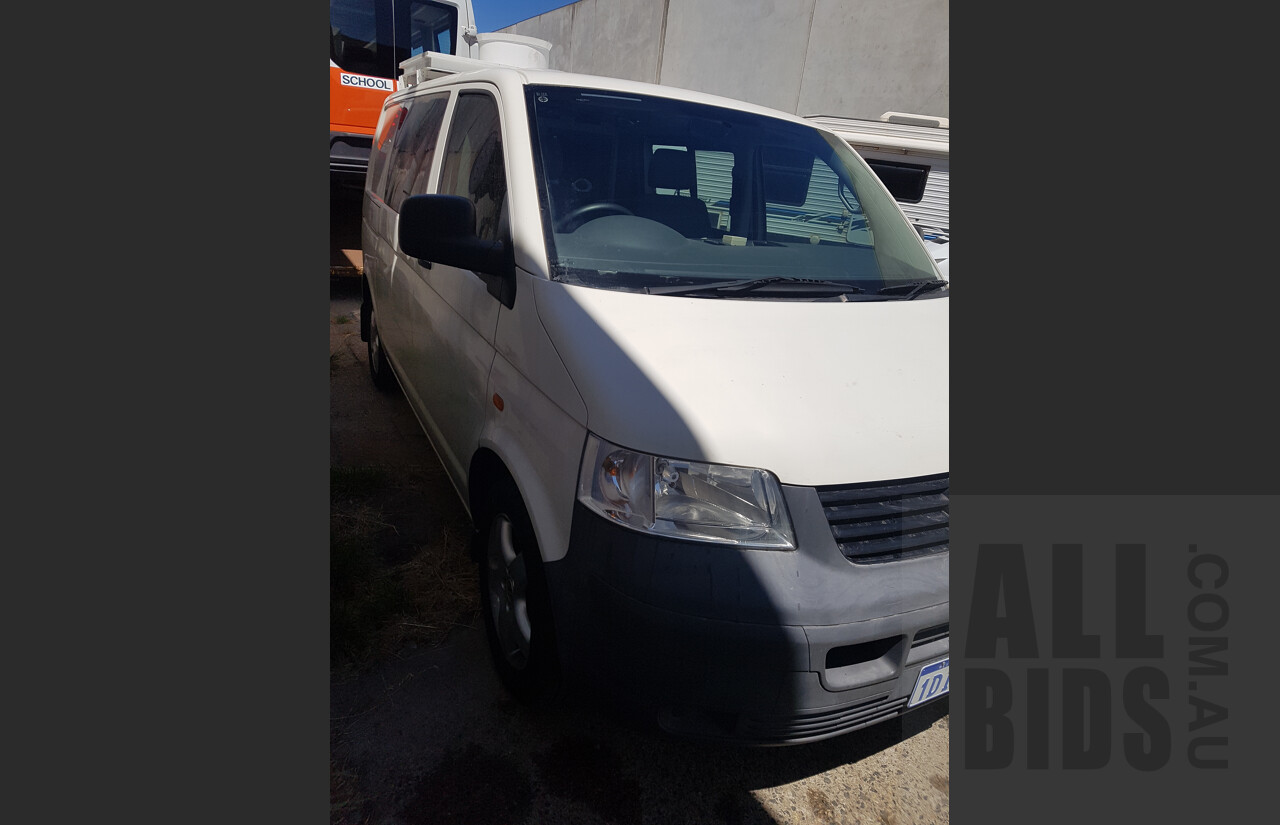 11/2006 Volkswagen Transporter SWB 4 Motion T5 MY07 Van White 2.5L Turbo Diesel