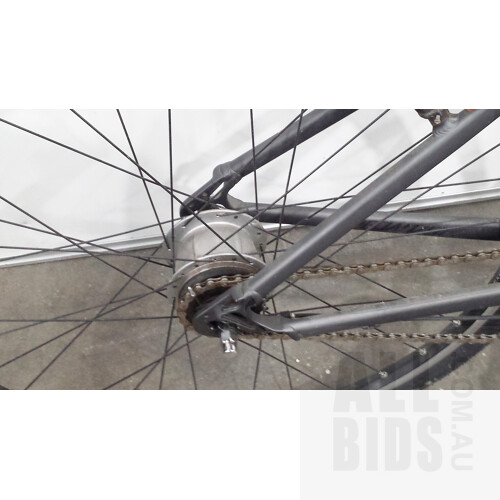 Specialized Globe Comp 19 Inch Bike