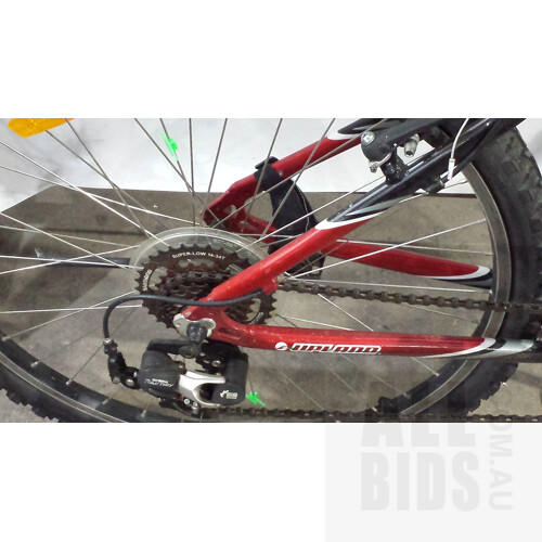 Giant Upland 17 Inch Mountain Bike