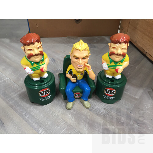 Collectable Limited Edition Victorian Bitter Boon And Shane Warne Figures