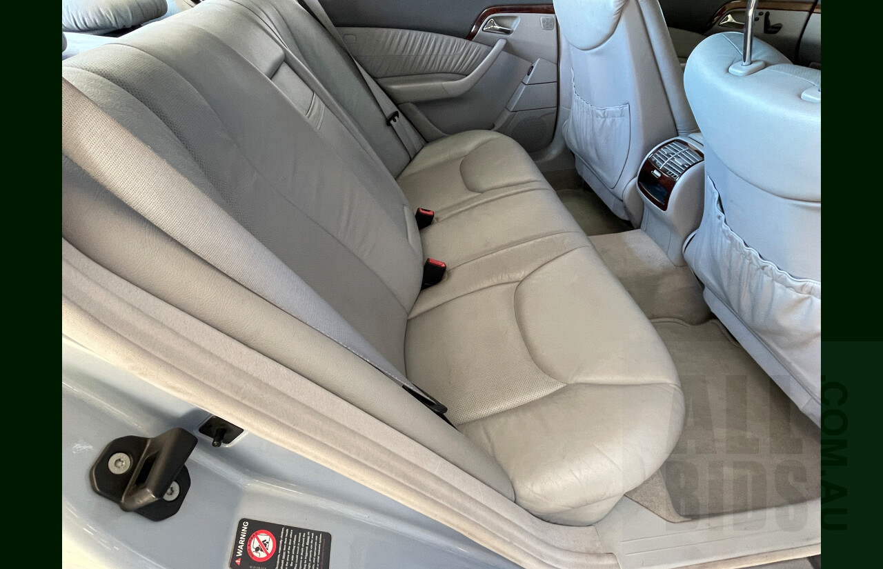 8/2000 Mercedes-Benz S320  W220 4d Sedan Blue 3.2L