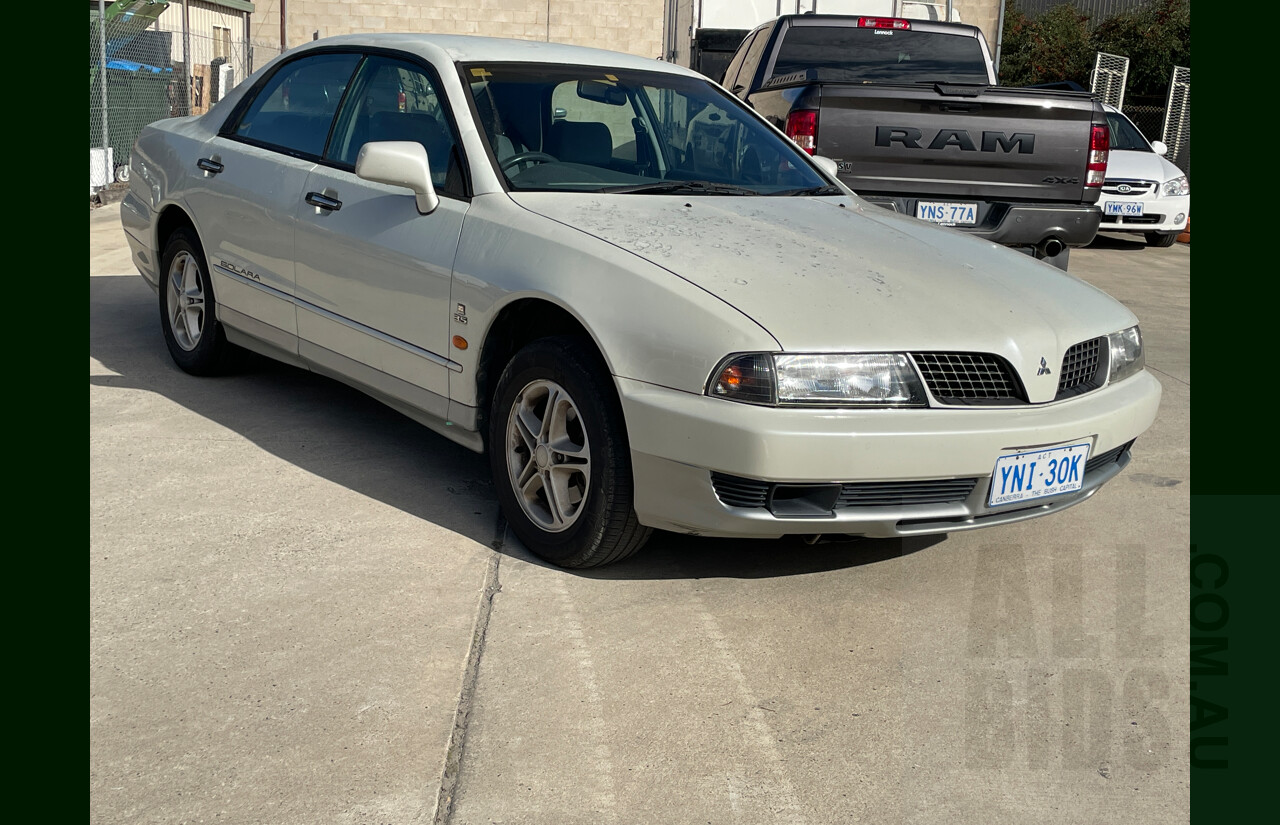 11/2000 Mitsubishi Magna Solara TJ 4d Sedan Beige 3.5L