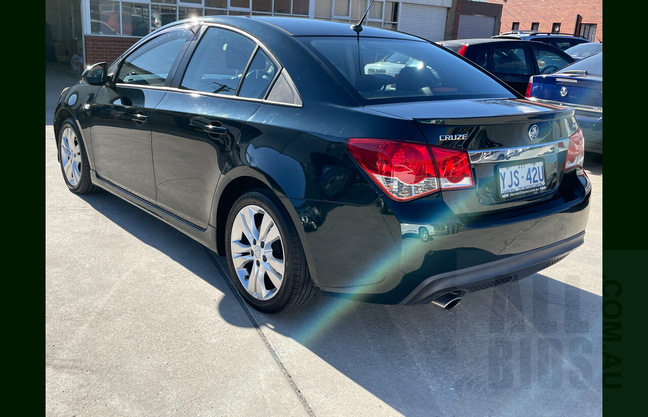 7/2013 Holden Cruze SRi JH MY14 4d Sedan Green 1.6L