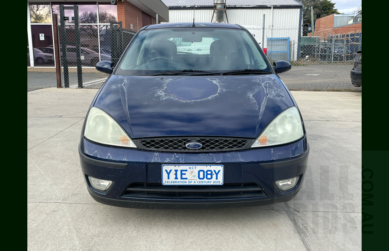 11/2003 Ford Focus CL LR 5d Hatchback Blue 2.0L