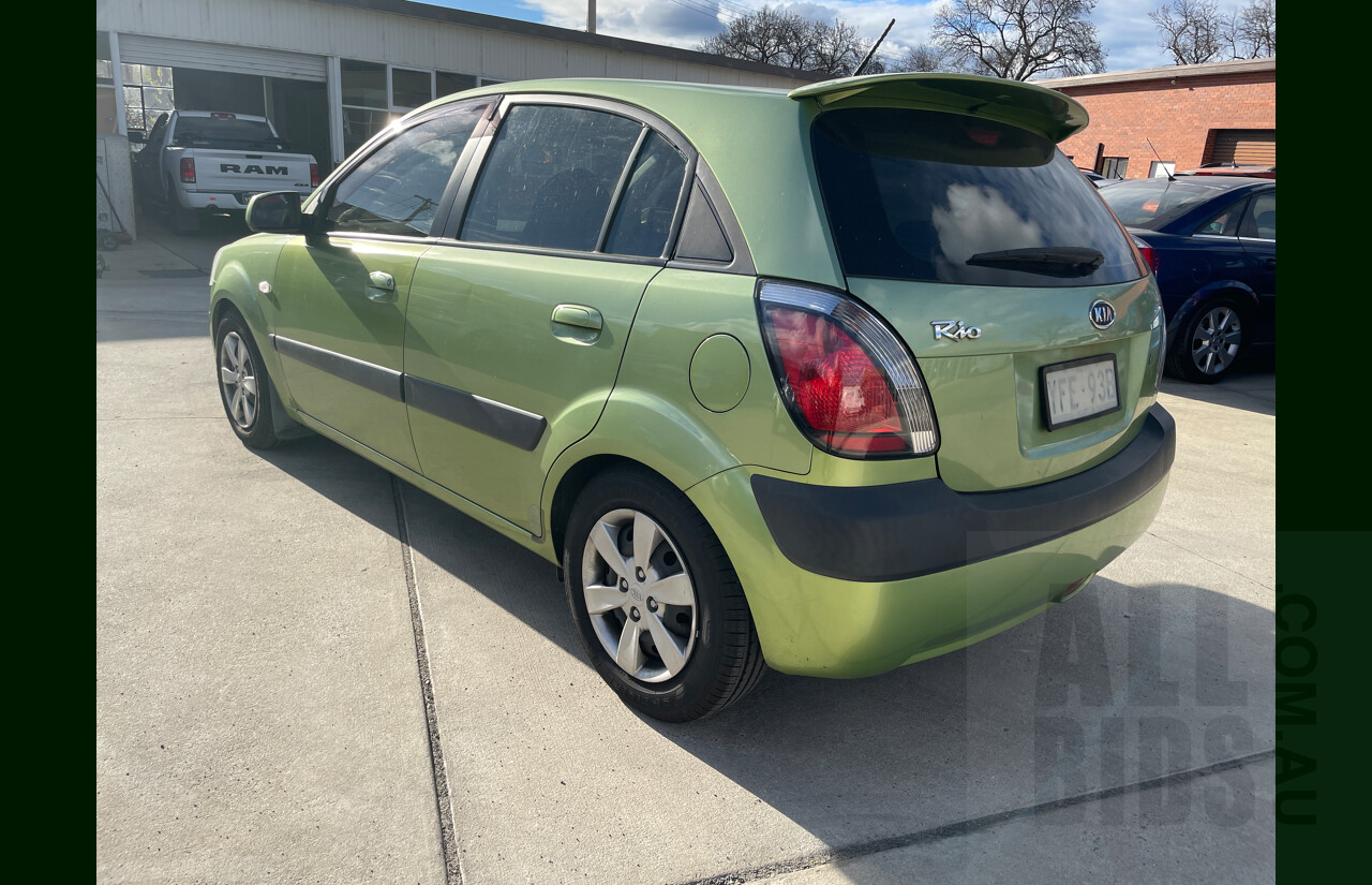 /2007 Kia RIO LX JB 5d Hatchback Green 1.4L