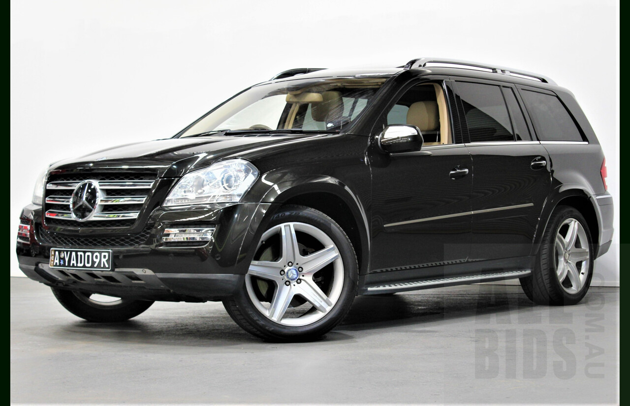 9/2009 Mercedes-Benz GL500 164 4d Wagon Metallic Black 5.5L V8 - 7 Seater