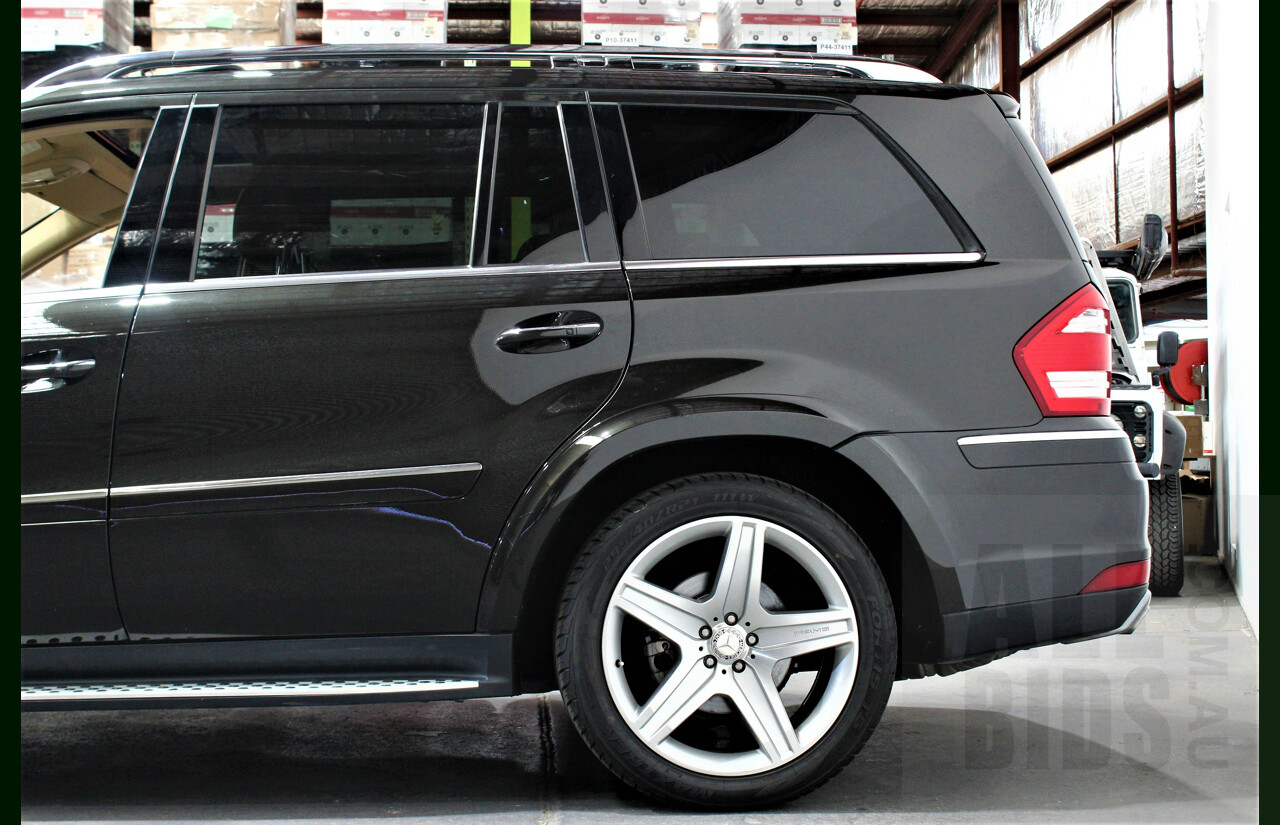 9/2009 Mercedes-Benz GL500 164 4d Wagon Metallic Black 5.5L V8 - 7 Seater