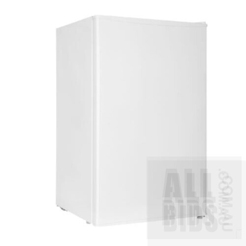 Palsonic 112 Litre Bar Fridge PW112SBF ORP $219.00