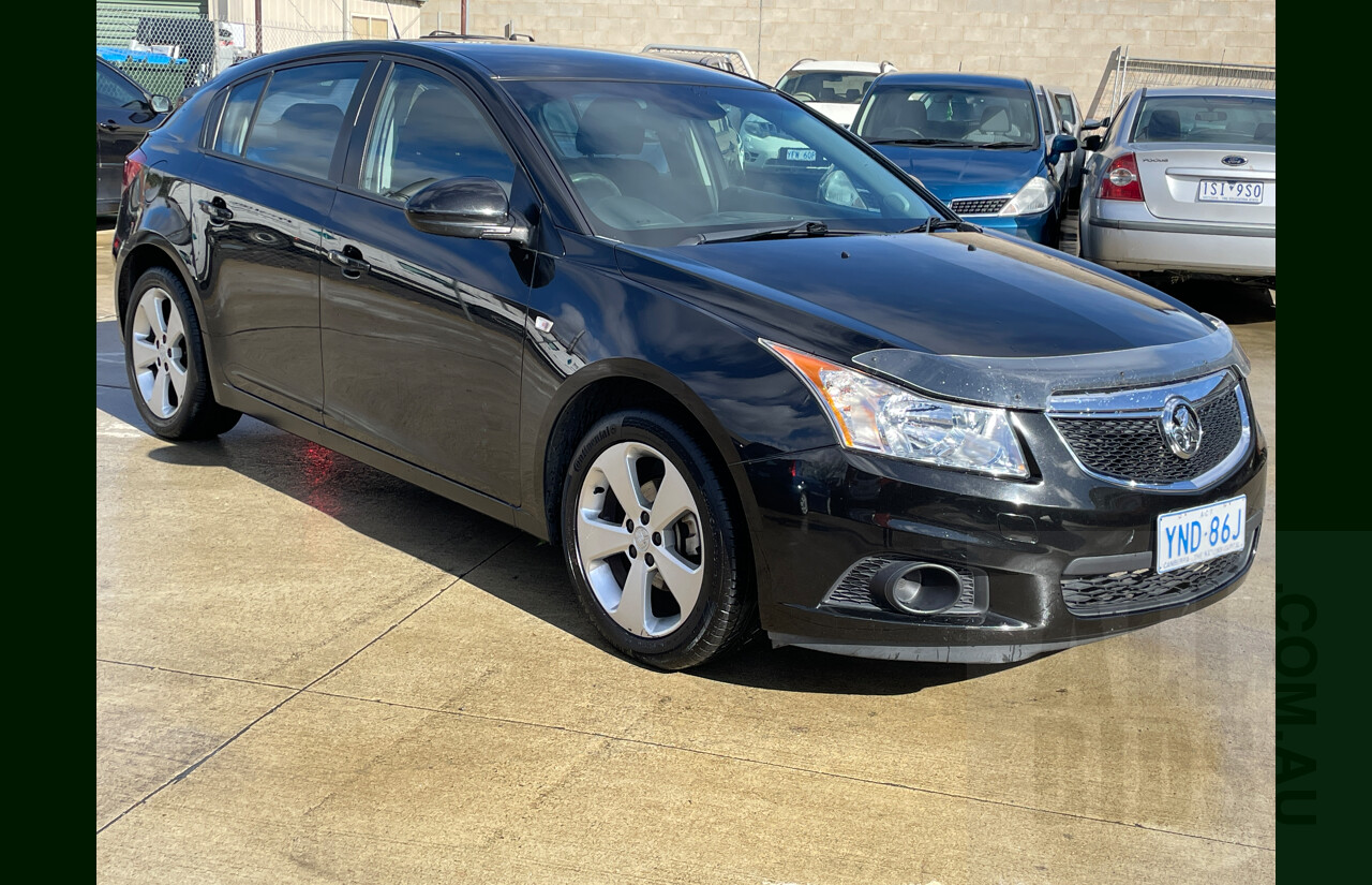 2/2013 Holden Cruze CD Equipe JH MY13 5d Hatchback Black 1.8L
