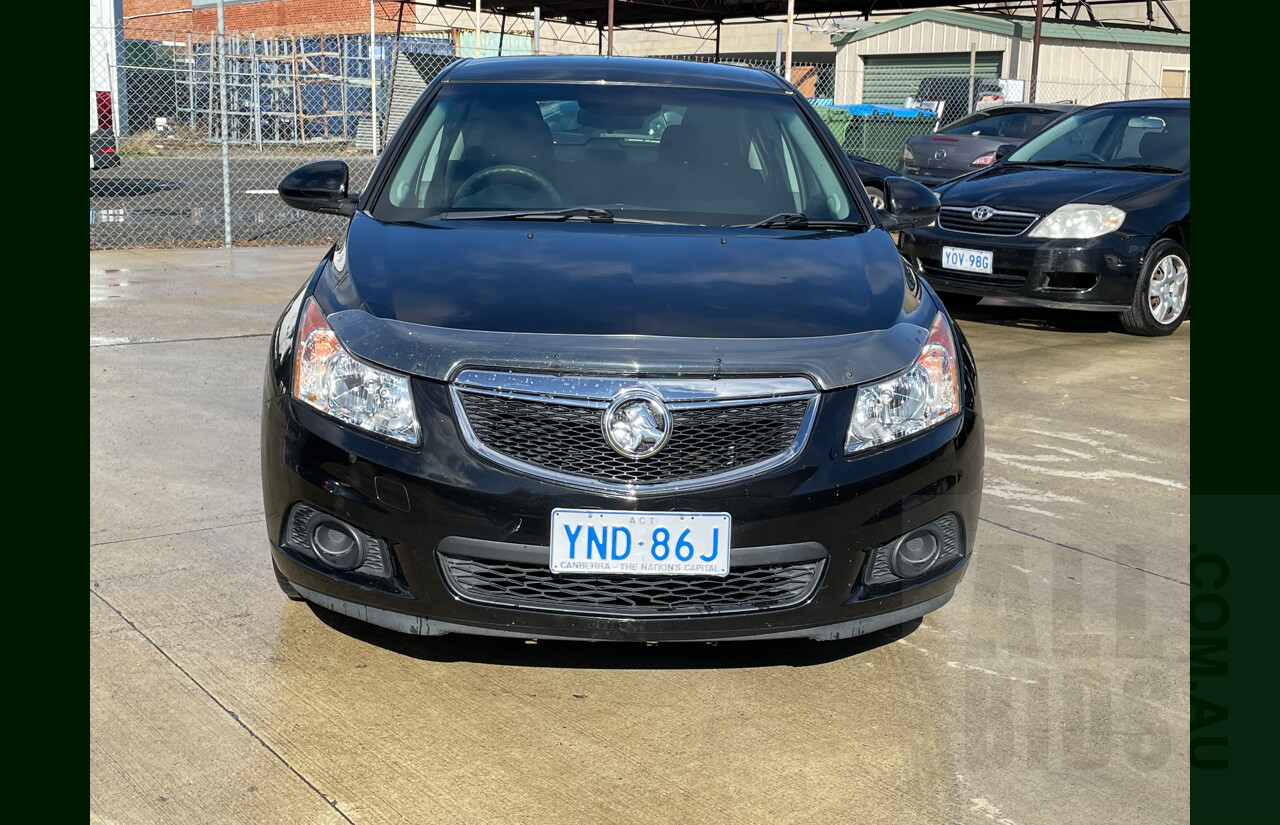 2/2013 Holden Cruze CD Equipe JH MY13 5d Hatchback Black 1.8L