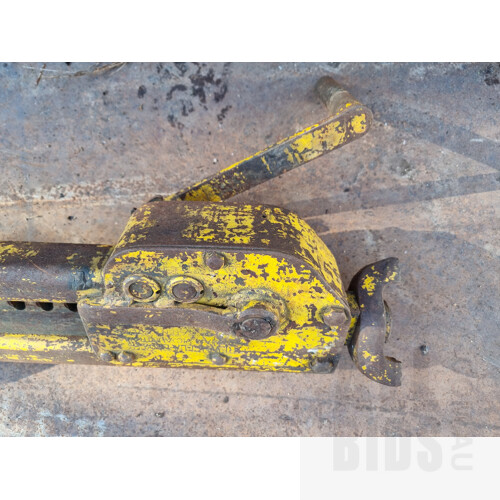 Vintage Trewhella 6 Ton Jack