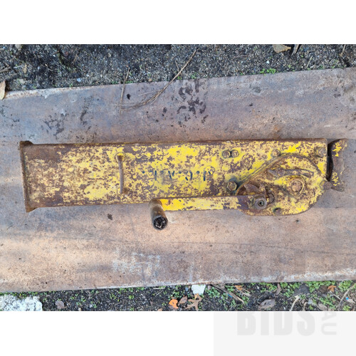 Vintage Trewhella 6 Ton Jack