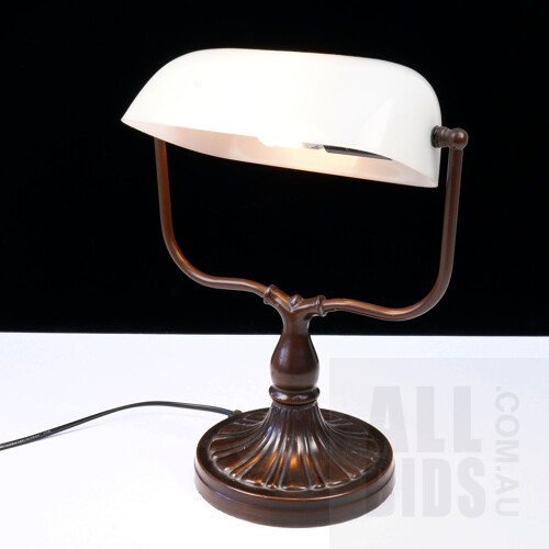 Antique Style Bankers Lamp, Modern