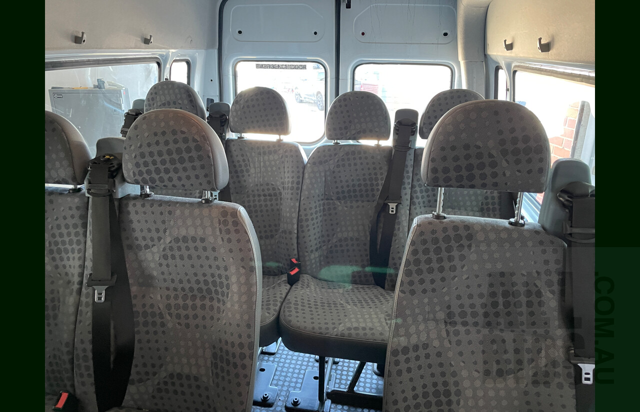 6/2010 Ford Transit 12 SEAT VM MY08 Bus White 2.4L