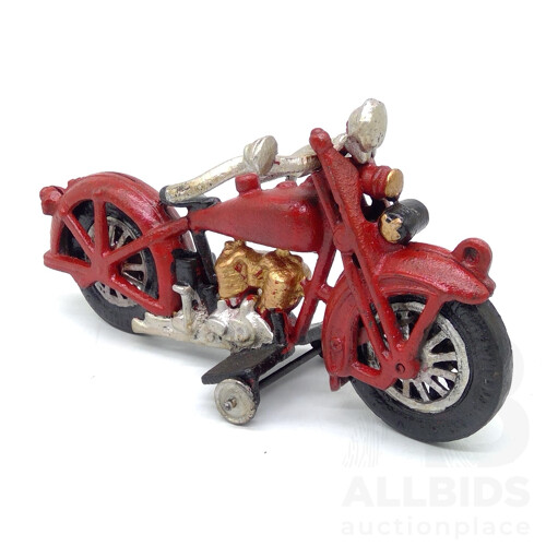 Cast Iron Motorcycle With Rotating Wheels